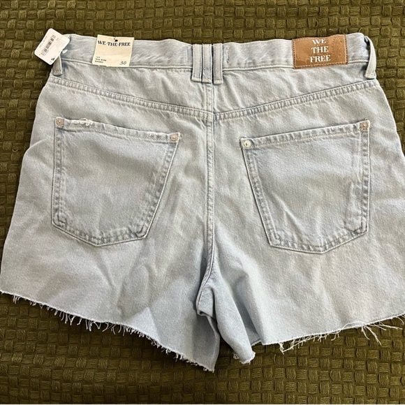 We the Free Women’s Ivy Mid Rise Light Blue short Size 30 - Picture 1 of 6